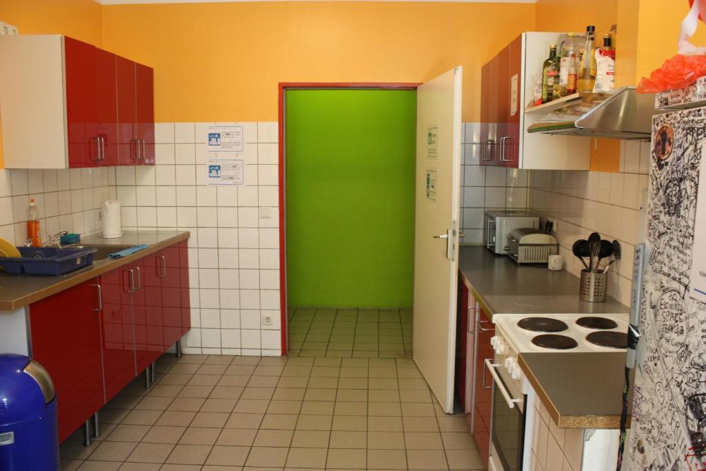 Baxpax Kreuzberg Hostel Berlino Esterno foto