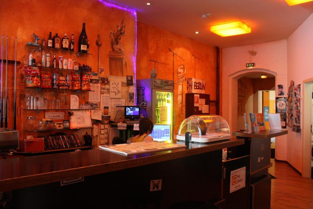 Baxpax Kreuzberg Hostel Berlino Esterno foto